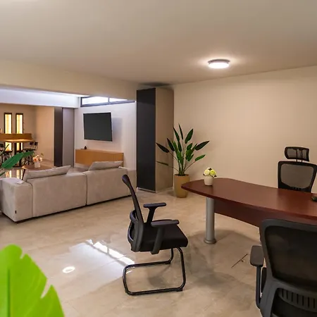 Βίλα Pantio Living *